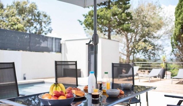 Exceptional villa with swimming pool