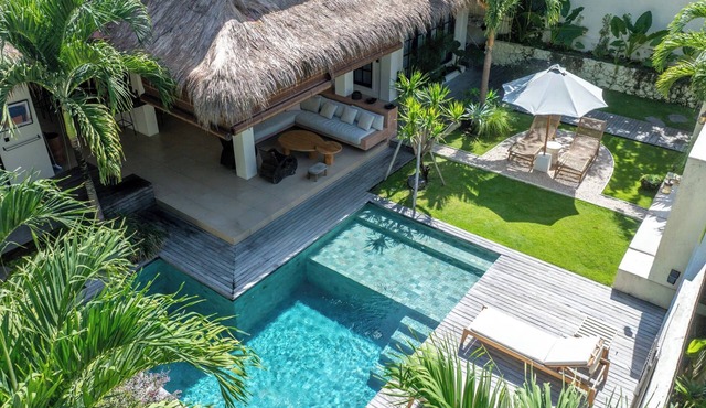 Exciting Chic 4BR Stylish Villa Next to Seminyak
