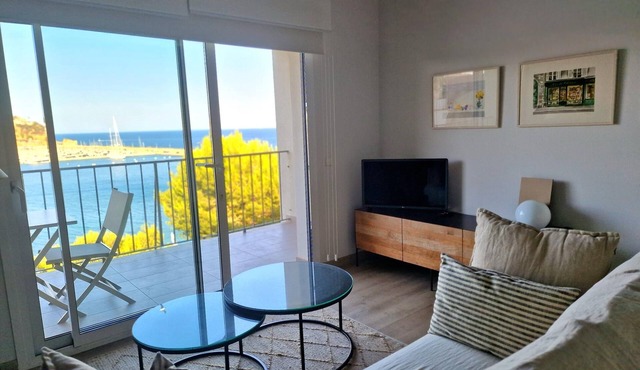 EXCLUSIVE PENTHOUSE IN THE RESIDENTIAL MARLAU