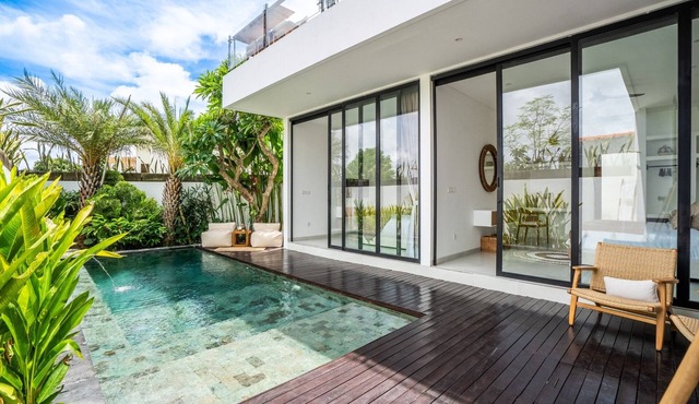 Exclusive 3BR Villa Ozkar with Terrace and Pool