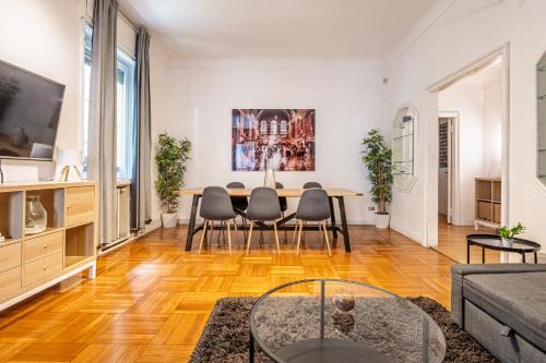 Exclusive 4 bedrooms apartment in Brera