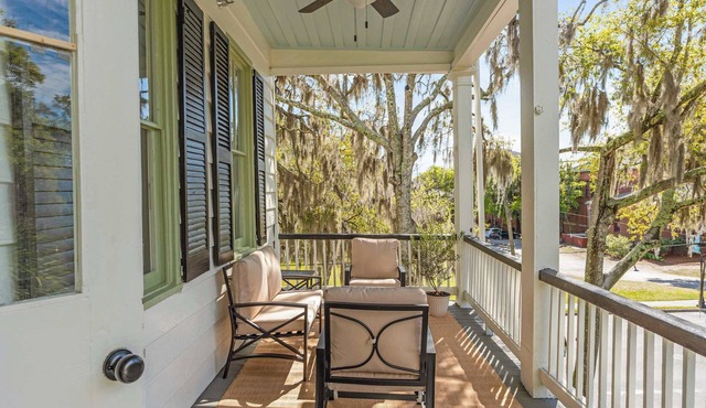 Exclusive Access to Circa 1785 Hotel w Water Views!
