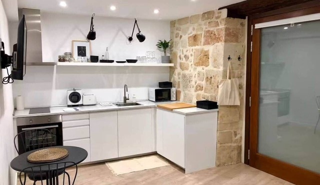 Exclusive apartment, next to the University and Cathedral