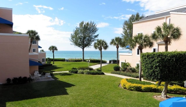 Exclusive Beach-Style Condo with great Gulf-View 🌅 Sand Cay 206, Longboat Key