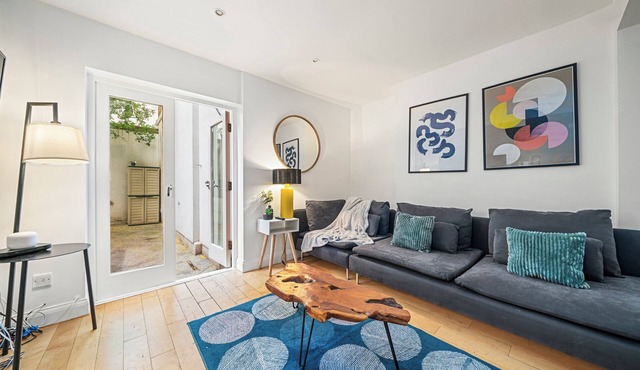 Exclusive & Comfortable Home by Old Street Station