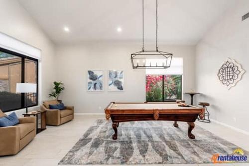 Exclusive Golf Course Villa with Heated Pool & Spa