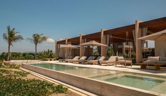 Exclusive House 7BR Beachfront in Puerto Escondido