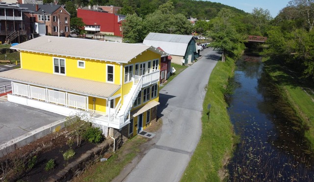 Exclusive House Stay