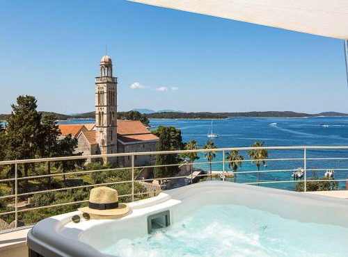 Exclusive Hvar Villa 6 Bedrooms Villa Serenity By The Sea Great Sea Views