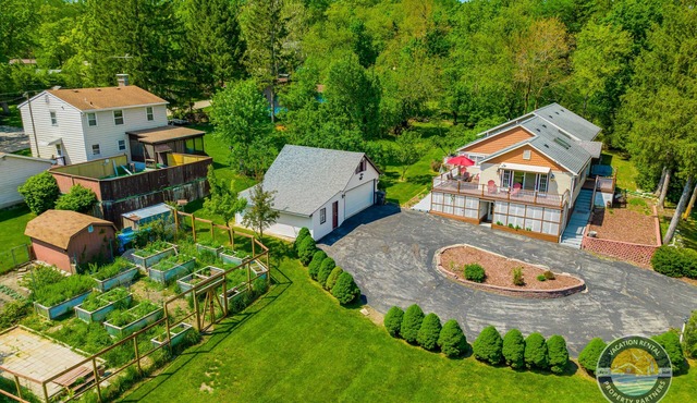 Exclusive Lake Como Escape with Bar and Pool Table
