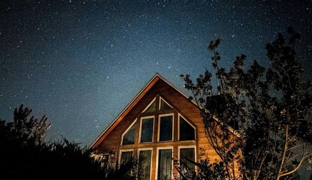 Exclusive Lake Perry Cabin Retreat