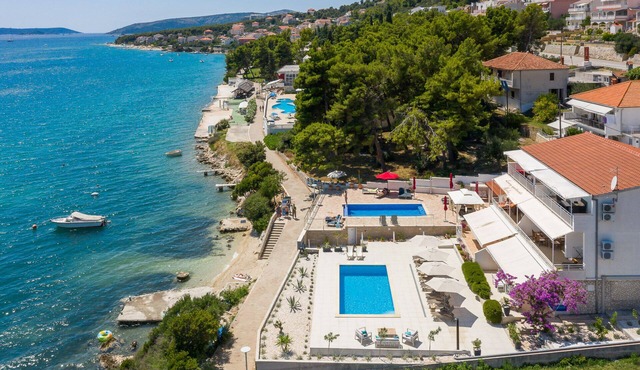 EXCLUSIVE LOCATION, BEACH APARTMENT "IVONA"! NEW OPEN SWIMMING POOL!