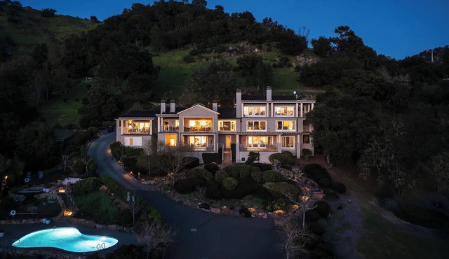 Exclusive Luxury Retreat in Napa Valley Wine Country