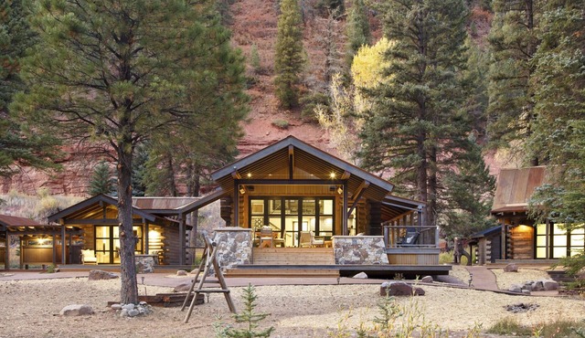 Exclusive Mountain Sanctuary | Hot Tub | 40 Private Acres | Gym