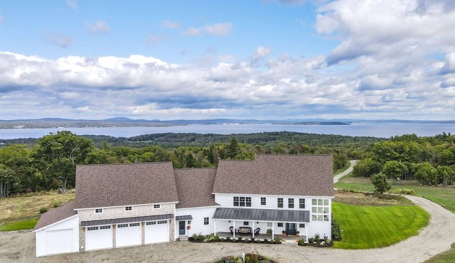 Exclusive Private Luxury Estate with Stunning Ocean View