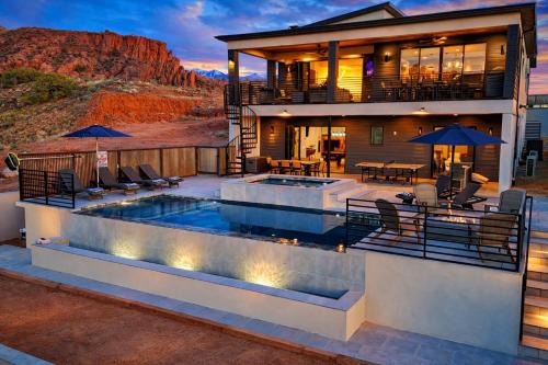 Exclusive Retreats Desert Vista Mirage - Moab Getaway with Pool, Spa & Views