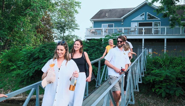 Exclusive Riverside House Escape Near The City!