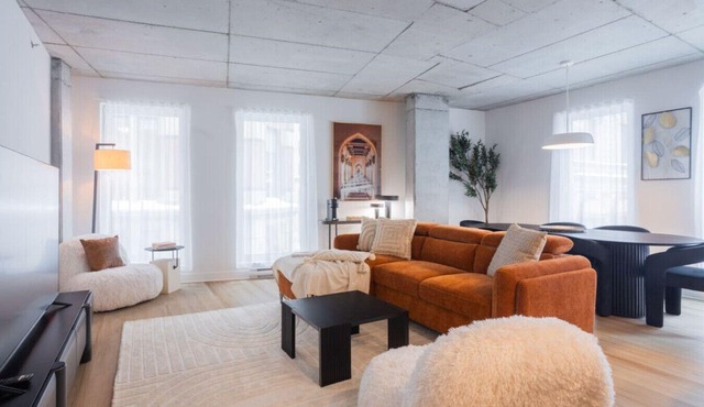 Exclusive Sanctuary: Elegance Meets Comfort