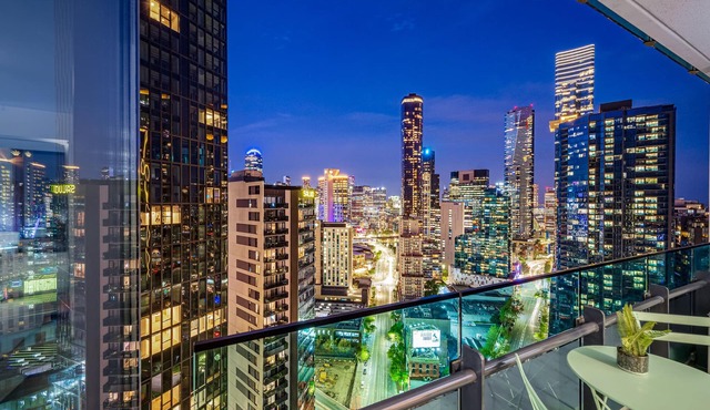 Exclusive Stays - MainPoint