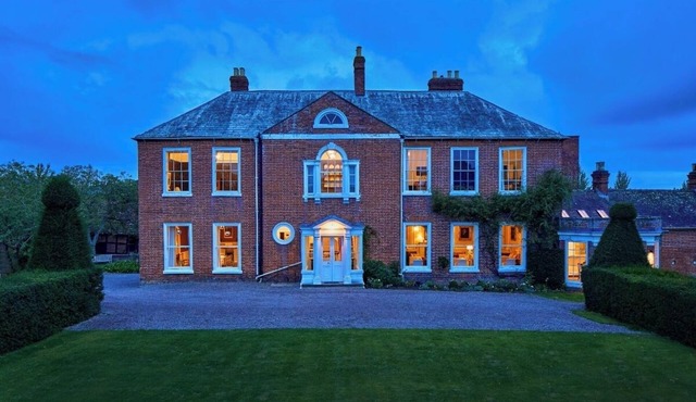 Exclusive stylish Georgian Estate with Space for Everyone to Unwind