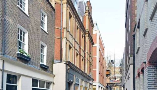 Exclusive Townhouse in Central London!