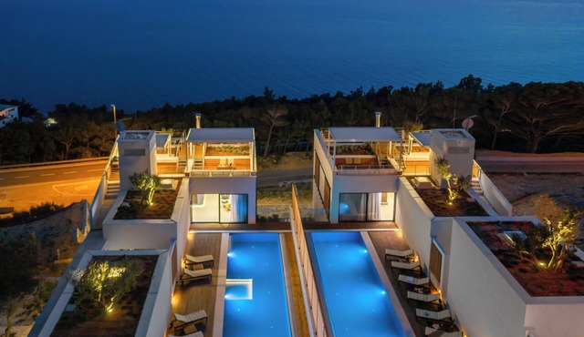 Exclusive twin villas in a beautiful Croatian Coast