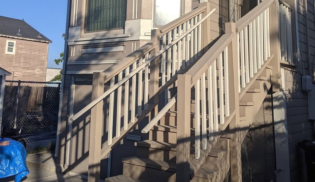 Exclusive Victorian - San Francisco Bay 2 bedroom/ 1 bath with garden near BART