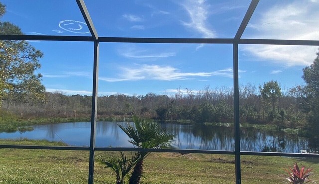 Exec. 4 Bedroom Home nr Disney, Backs onto Conservation lands