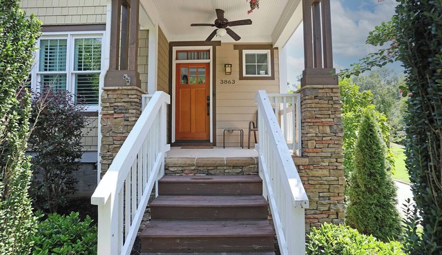 Exec Townhome W/EV Car Charger