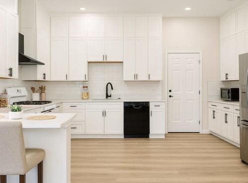 Executive 1BR Home - King Bed - Workspace - Quiet Vidalia Stay