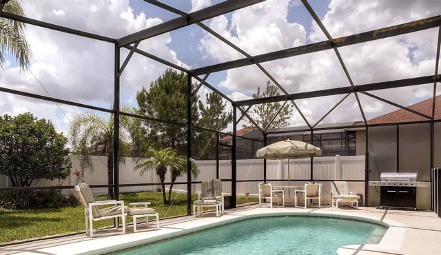 Executive 4 Bedroom pool home