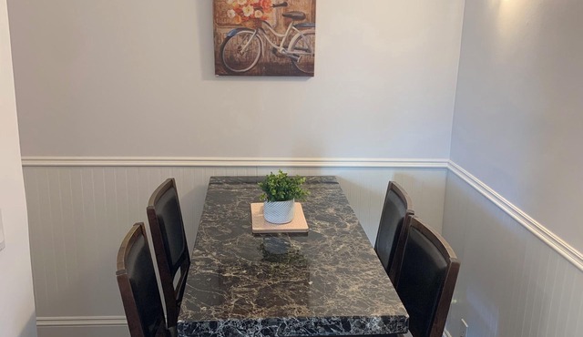 Executive Apartment 1 or 2 Bedroom Apartment in Downtown Wolfville