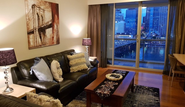 Executive apartment waterfront Darling Harbor ICC Sydney