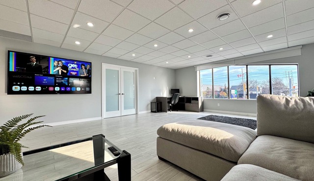 Executive Condo. 3BR, King Bed w/Ensuite