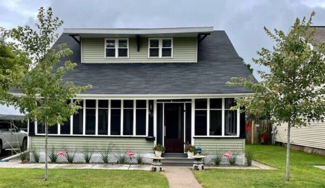 Executive Craftsman with Huge Fenced Yard