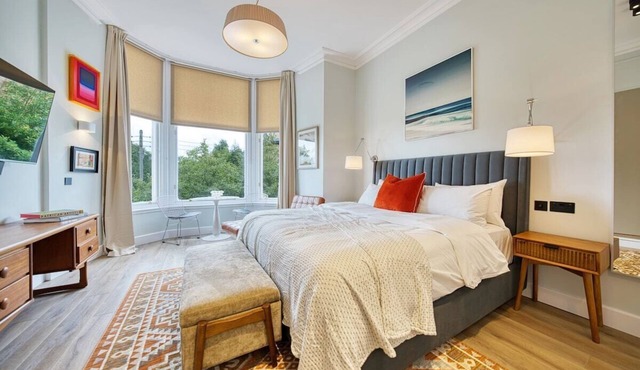 Executive Family Studio