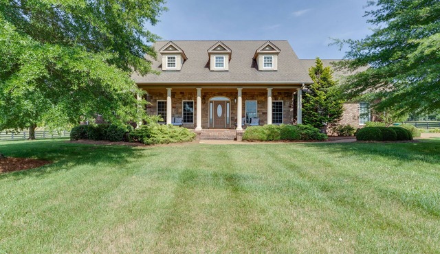 Executive guest house on 50 acres