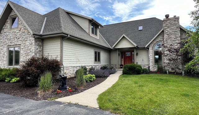 Executive Home Republican National Convention 2024 5 beds/3.5 ba Mukwonago, WI