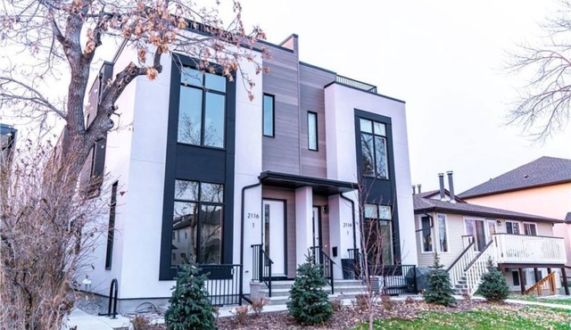 Executive home, Rooftop Deck, close to Foothills Med Ctr, Kensington Plaza & DT