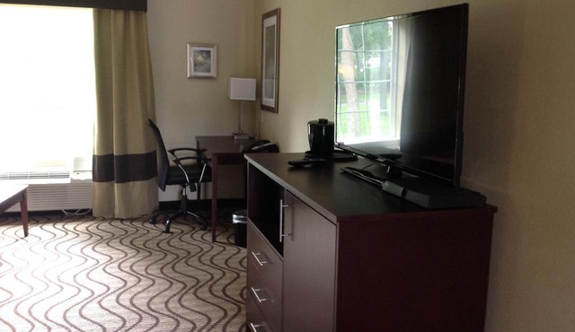 Executive Inn and Suites Jefferson