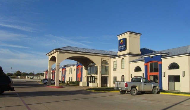 Executive Inn and suites, independent hotel