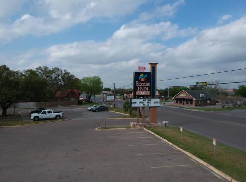 Executive Inn Beeville US 181 By Capital O