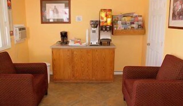 Executive Inn & Suites