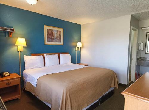 Executive Inn