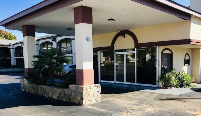 Executive Inn