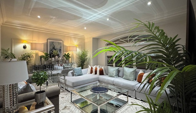 Executive Luxury Stay | Corporate Paradise in South Richvale