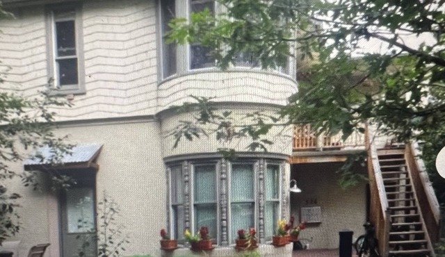 Executive monthly rental. Newly remodeled Victorian gem on West Pearl Street.