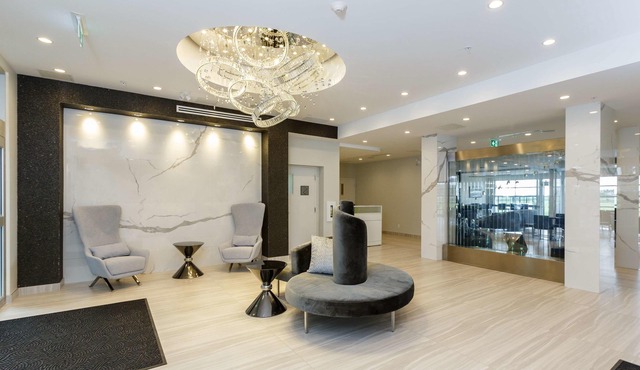 Executive Residency by Best Western Calgary City View North