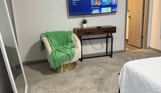 Executive Sanctuary: Private Workspace Oasis for Business Travelers