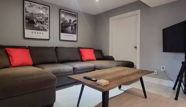 Executive Stay | Port Credit/Tor